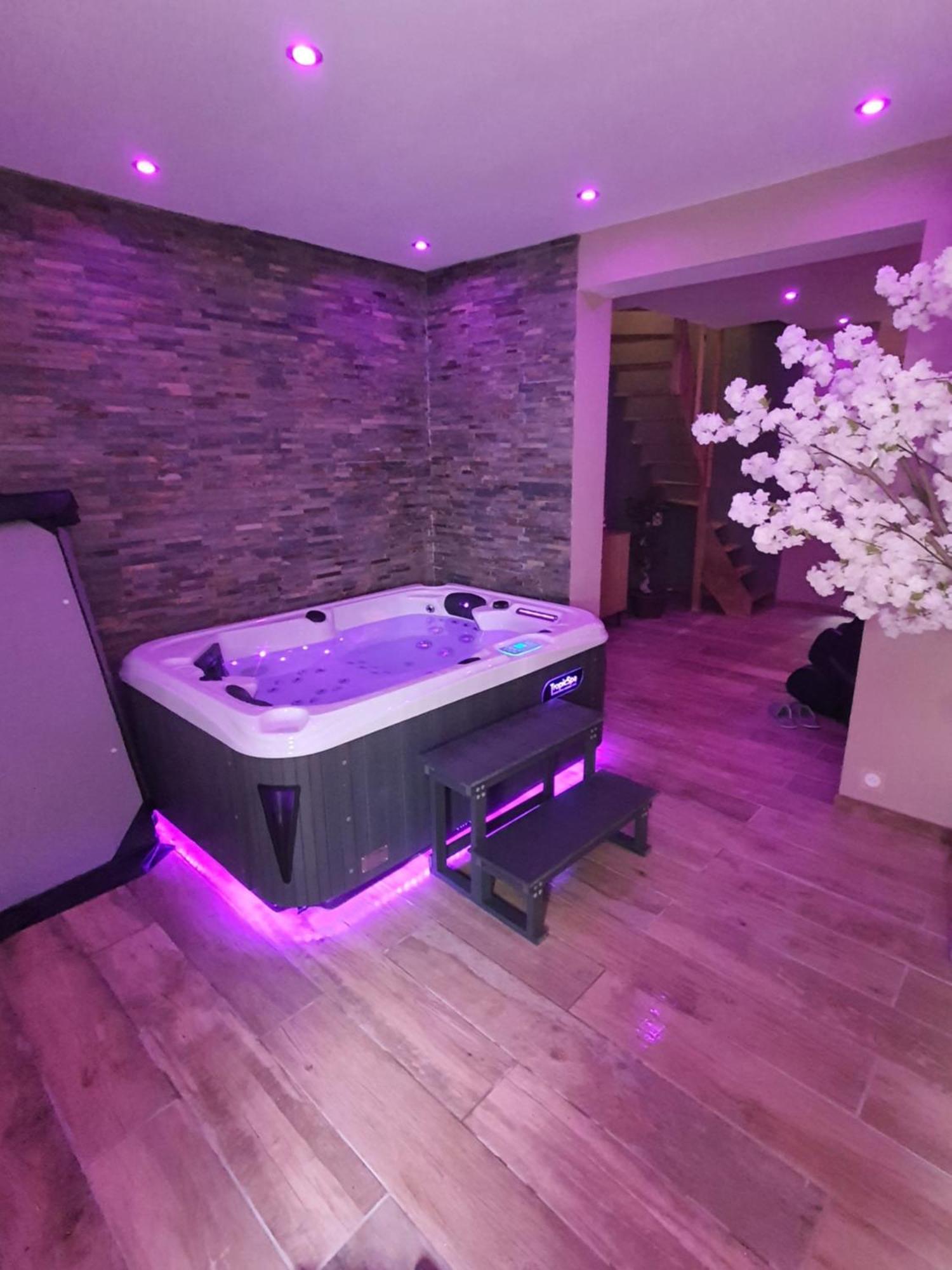 O Bonsai Spa Calais Eksteriør bilde